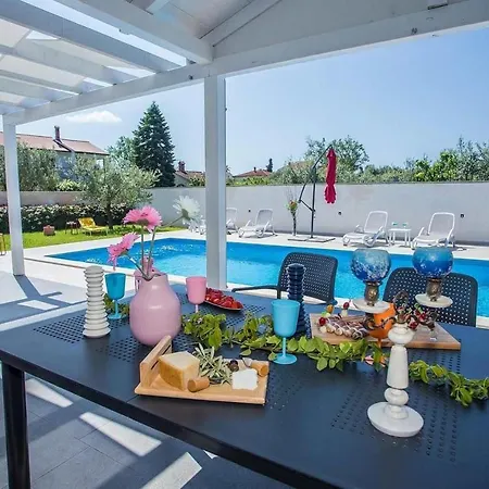 Sunrise Holiday home